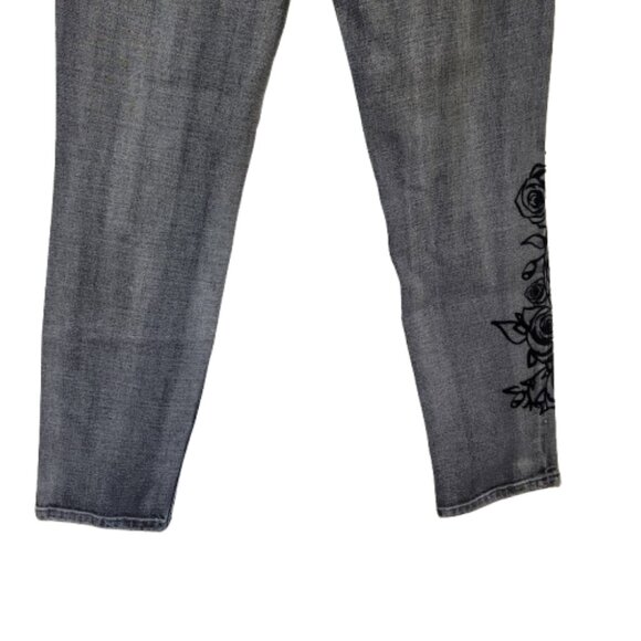 Jessica Simpson Mika Best Friend Gray Floral Embroidered Distressed Jeans - Picture 6 of 16